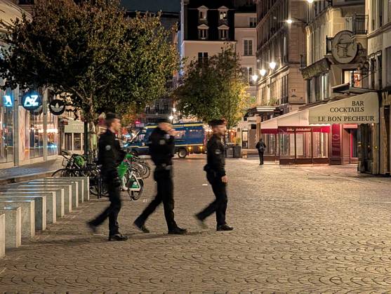 Protests in France, curfew in Paris
