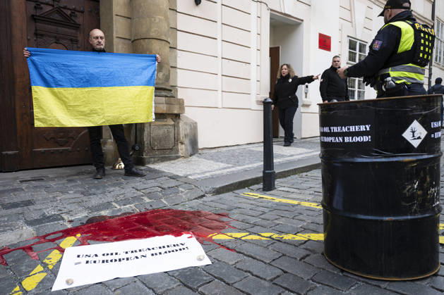 Czech Republic: Protest by activists from the Kaputin group outside the US Embassy in Prague