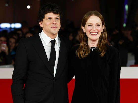 Entertainment: Pictures of the Day