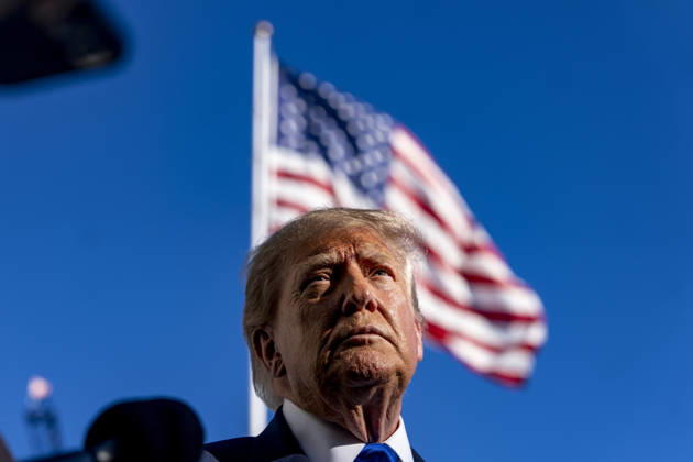 USA, Zwischenwahlen, Donald Trump auf dem Weg zum Wahlkampf in Iowa