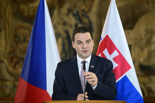 Prague: Petr Macinka meets Juraj Blanar