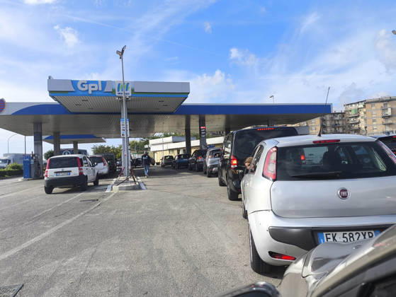 Italy: Queues at a petrol station in Campania