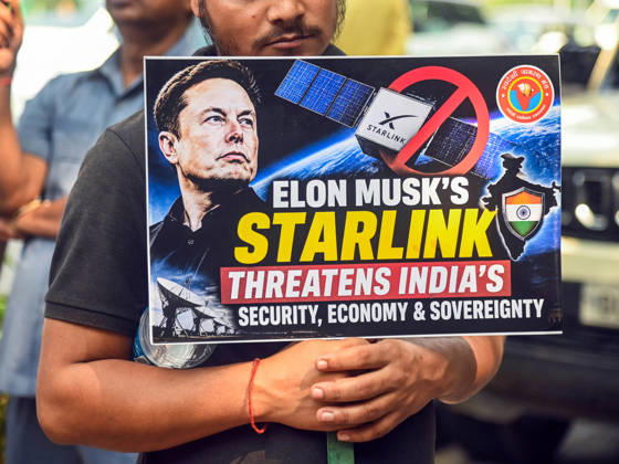 India: Protest against Starlink in New Delhi
