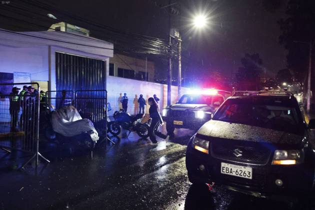 Ecuador, Politikerin Wendy Onofre in Quito in Verwahrungsanstalt überführt