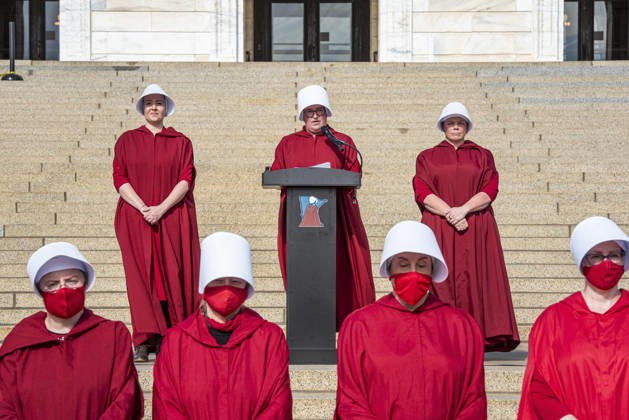 USA, Handmaids of Minnesota protestieren in Saint Paul