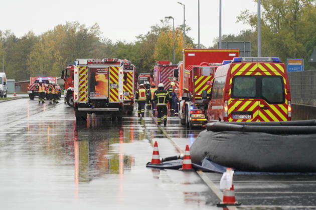 Hessen, Feuerwehrübung in Rüsselsheim