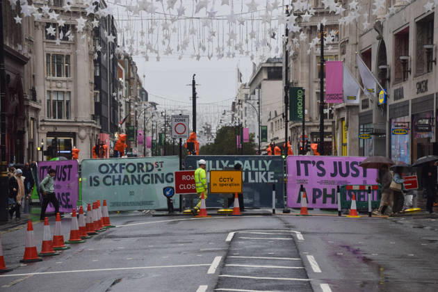 Oxford Street in London is to become a pedestrianised zone