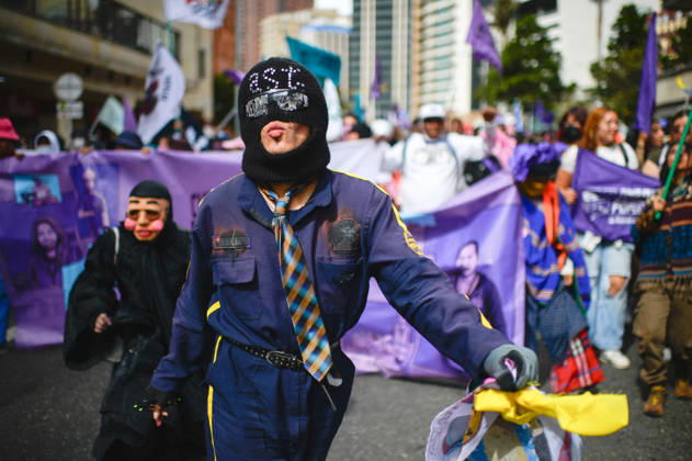 Colombia: Demonstration in Bogotá against the urban policies of Mayor Carlos Fernando Galán