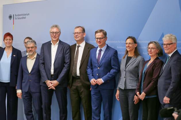 Berlin, inaugural meeting of the Commission on Care Structures at the Federal Ministry of Health