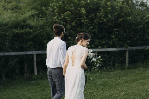 IMAGO Creative, Lifestyle, Hochzeit feiern im Garten