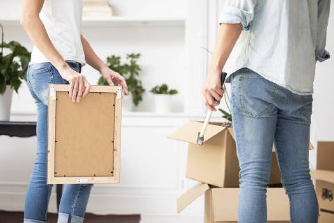 IMAGO Creative, Lifestyle, Neues Zuhause, neues Glück - Umzug