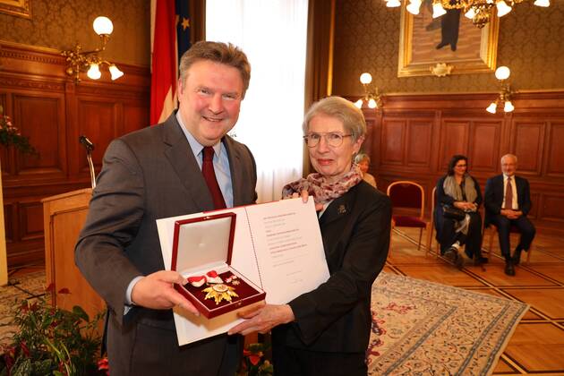 Verleihung des Goldenen Ehrenzeichen in Wien