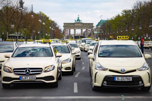 Taxis in Berlin will soon be able to offer fixed prices - archive pictures