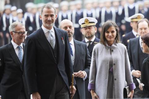 Alcala de Henares, König Felipe und Königin Letizia bei der Ankunft zur Vergabe des Cervantespreises
