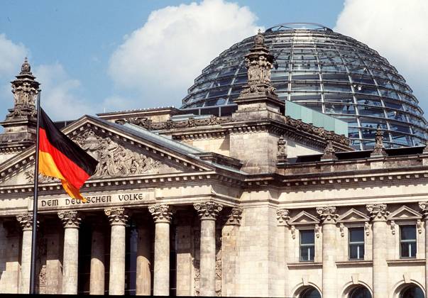 Germany ruled from Berlin again, 25th anniversary on 23 August