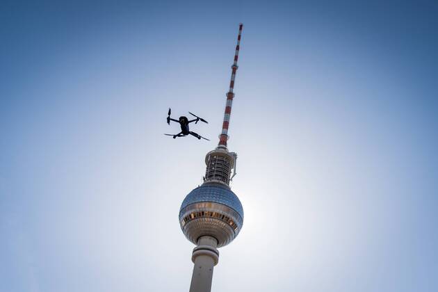 Berlin, drone gets stuck on Berlin TV tower, archive photos