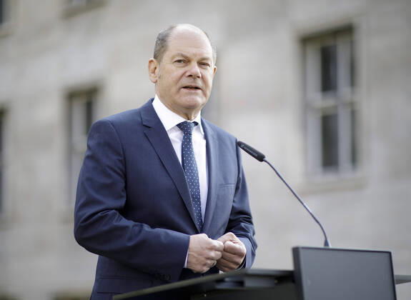 Coronakrise, Berlin, Olaf Scholz Press briefing after Euro Group video conference