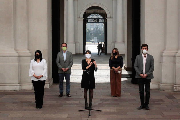 Coronavirus in Chile, Pressekonferenz der Partei UDI in Santiago