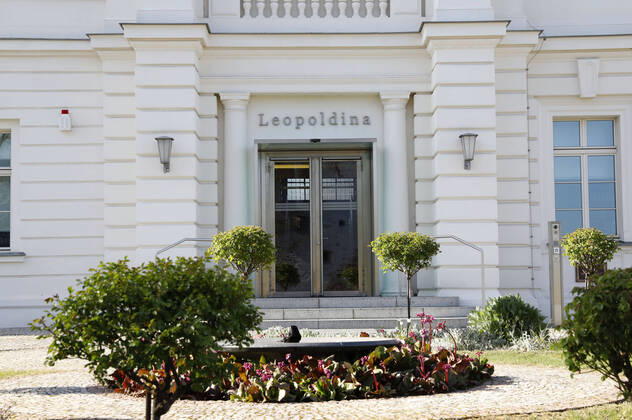 Coronavirus, Forschungsgemeinschaft Leopoldina in Halle an der Saale