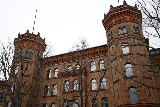 Berlin, Pupil spits at teacher at sixth form centre in Wrangelstraße in Kreuzberg - Archive