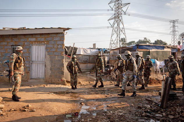 Coronavirus in Südafrika, Militär patrouilliert in Johannesburg