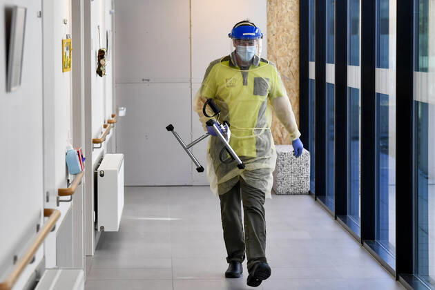 Coronavirus in Belgien, Pflegekräfte in Altersheim in Deerlijk