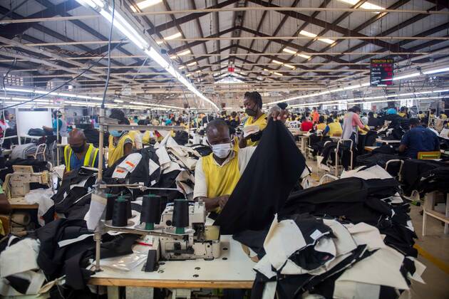 Coronavirus in den Haiti, Masken und Schutzkleidung-Produktion in Port au Prince