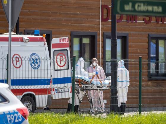 Coronavirus in Polen, Evakuierung eine Pflegeheims in Kleszczow