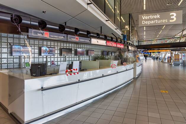 Coronavirus in den Niederlanden, Flughafen Amsterdam Schiphol