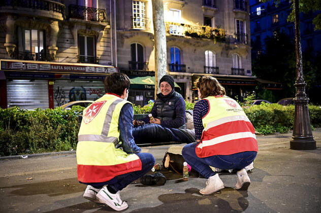 Coronavirus in Frankreich, Malteser verteilen Essen an Bedürftige in Paris