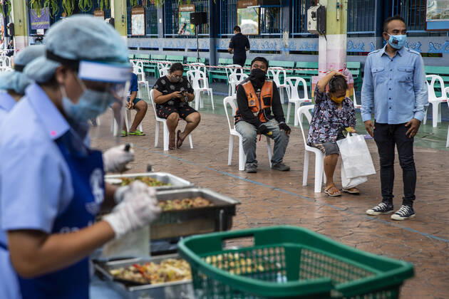 Coronavirus in Thailand, Essensausgabe an Bedürftige in Bangkok