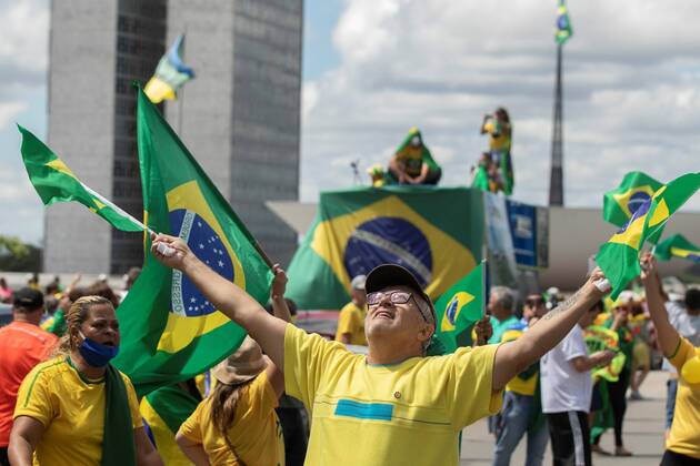 Coronavirus in Brasilien, Anhänger von Präsident Bolsonaro protestieren in Brasilia